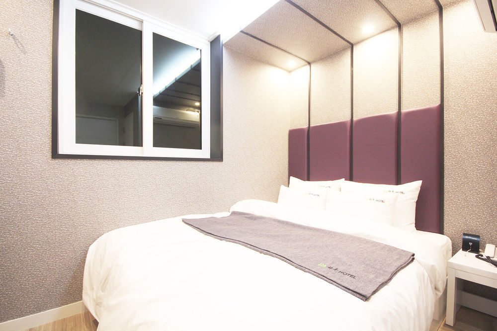 Haru Hotel Gimhae Exterior foto